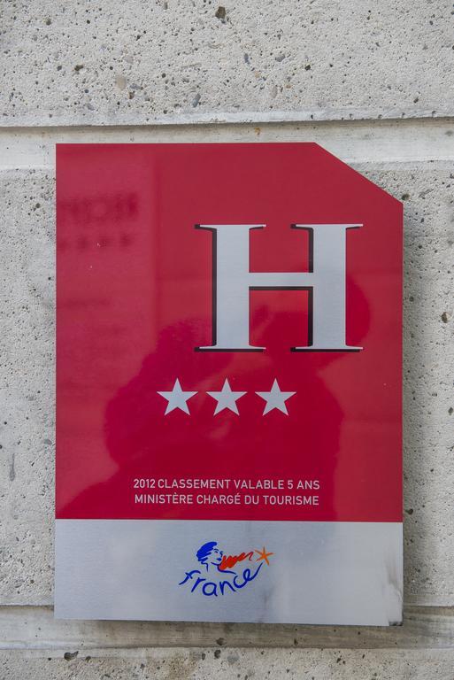 Hotel Des Capucins Le Puy-en-Velay Bagian luar foto
